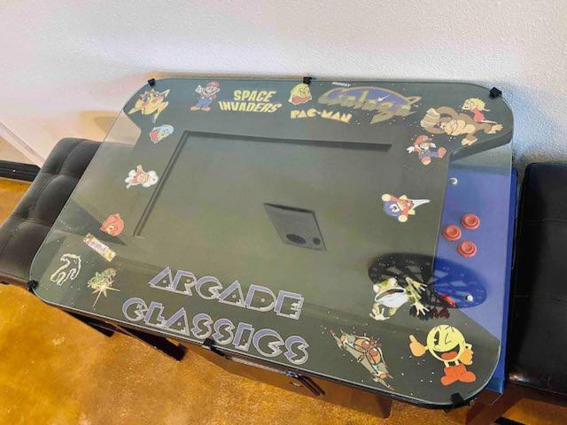 Raccoon Hideout Hot Tub Bbq Arcade Darts Villa Oakhurst Exterior photo